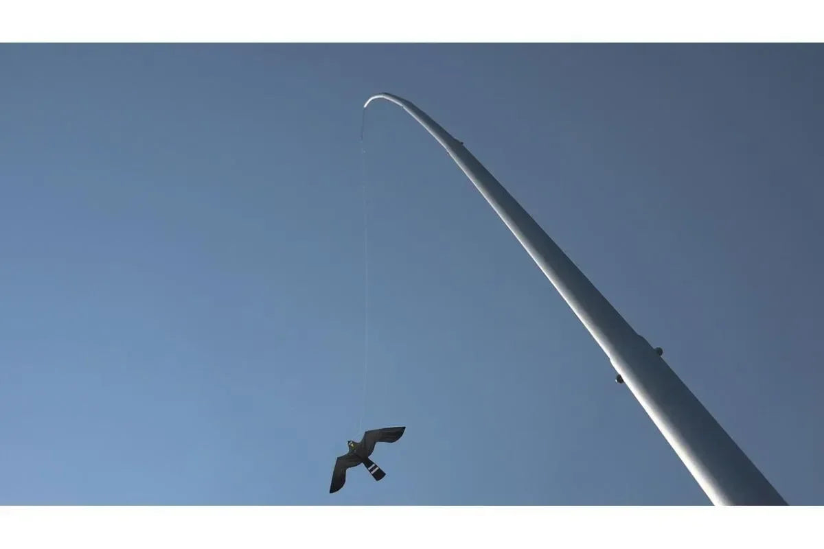 Aluminium mast 12,5 meter met vlieger Black Hawk Kite - Dierplagenshop