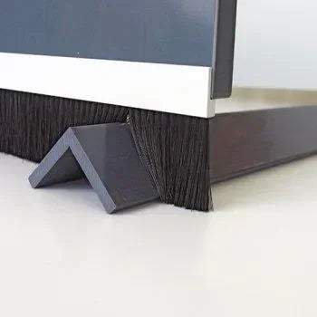 Borstelstrips - Standaard Borstel 1 rij met gaten - Dierplagenshop