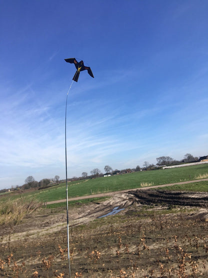Bird Scaring Kite roofvogelvlieger met 4 meter mast en draaiende voet voor vogelverjaging
